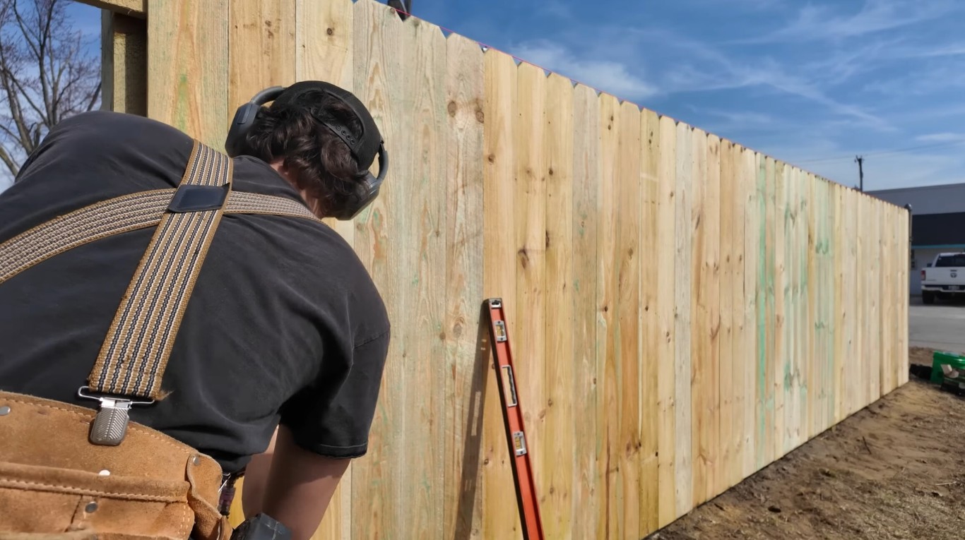 Professional fence installation service in Cupertino, CA